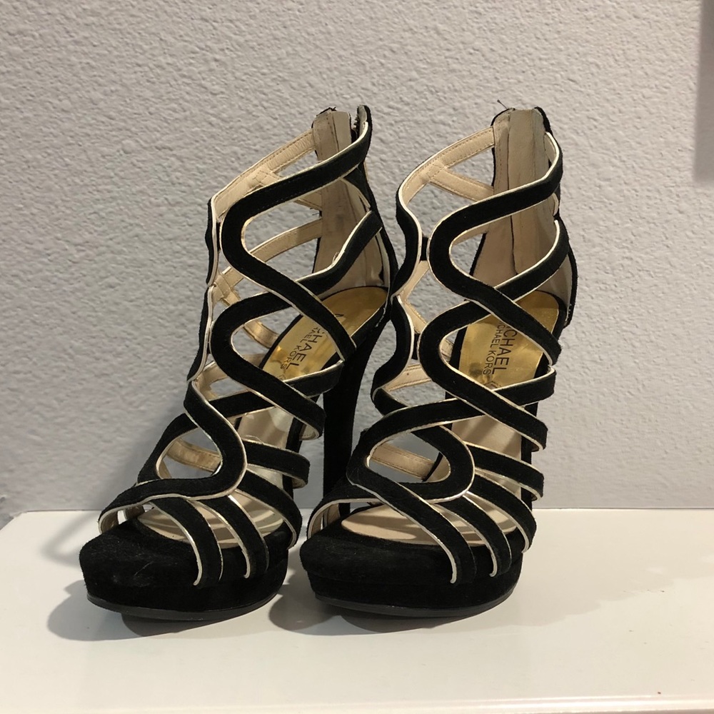 Michael Kors EUC black strappy heels
